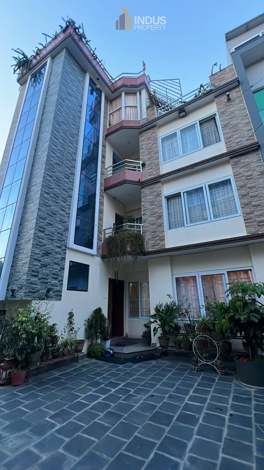 property-image